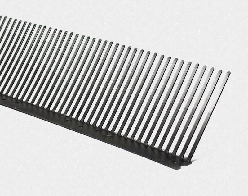 PETTINE ANTIUCCELLI NERO - cm 100