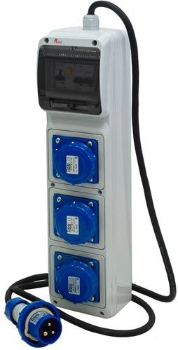 Quadro ACS portatile con 3 prese industriali 16A 3P IP67 protette da int diff. MT, 3KW