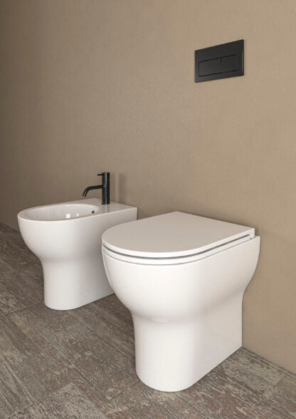 FREE WC a terra senza brida e fix ghost B.CO LUCIDO